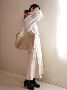 「OSYAREVO（オシャレボ）のアイテム（トートバッグ）」を使った、OSYAREVOさん（レディース・163cm）の秋コーディネート