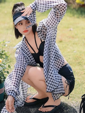 「アイテム（水着/着物・浴衣、ブラック系）」を使った、【公式】OSYAREVOさん（レディース・167cm）の夏コーディネート