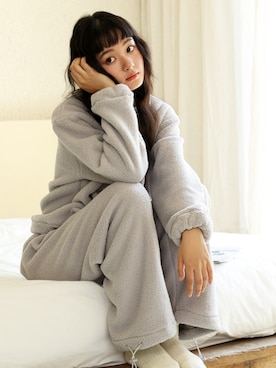 「アイテム（ルームウェア）」を使った、OSYAREVOさん（レディース・166cm）の秋コーディネート