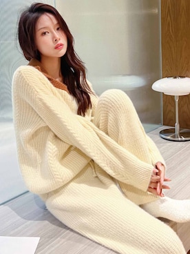 「OSYAREVO（オシャレボ）のバイカラー ニットルームウェア 上下セット（ルームウェア/パジャマ）」を使った、OSYAREVOさん（レディース・168cm）の秋コーディネート