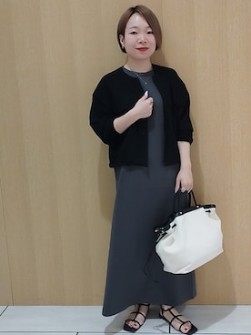 「UNTITLED（アンタイトル）の2WAYドロストトート（トートバッグ、ベージュ系）」を使った、sugiさん（レディース・153cm）の春コーディネート