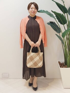 「オフィスカジュアル」｜「アイテム（ワンピース）」を使った、sugiさん（レディース・153cm）の春コーディネート