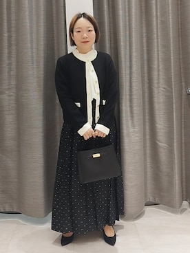 「UNTITLED（アンタイトル）の【スーツインナー】サテンデザインブラウス（シャツ/ブラウス、ホワイト系）」を使った、sugiさん（レディース・153cm）の秋コーディネート