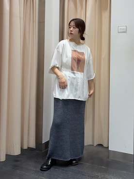 「KBF（ケイビーエフ）のピンタックフォトプリントTEE（Tシャツ/カットソー、ホワイト系）」を使った、maikoさん（レディース・159cm）の春コーディネート