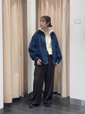 2WAYカラーデニムブルゾンを使った人気ファッション