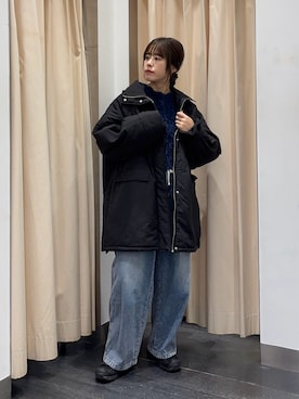 「KBF（ケイビーエフ）のモンスターパテッドミドルコート（ダウンジャケット/コート）」を使った、maikoさん（レディース・159cm）の秋コーディネート