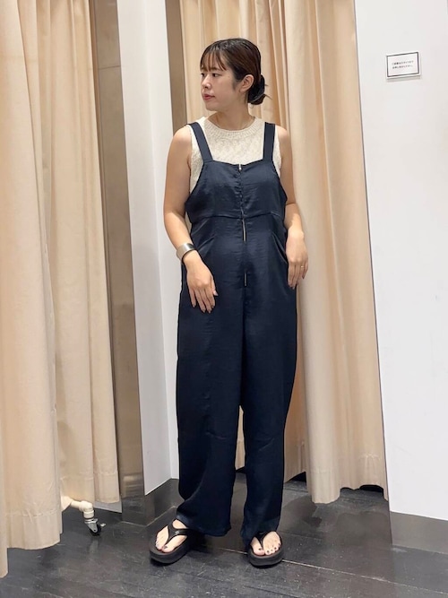 フロントZIPサテンサロペット