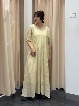 「KBF（ケイビーエフ）の2WAYタックスリーブフレアワンピース（ワンピース、グリーン系）」を使った、maikoさん（レディース・159cm）の夏コーディネート