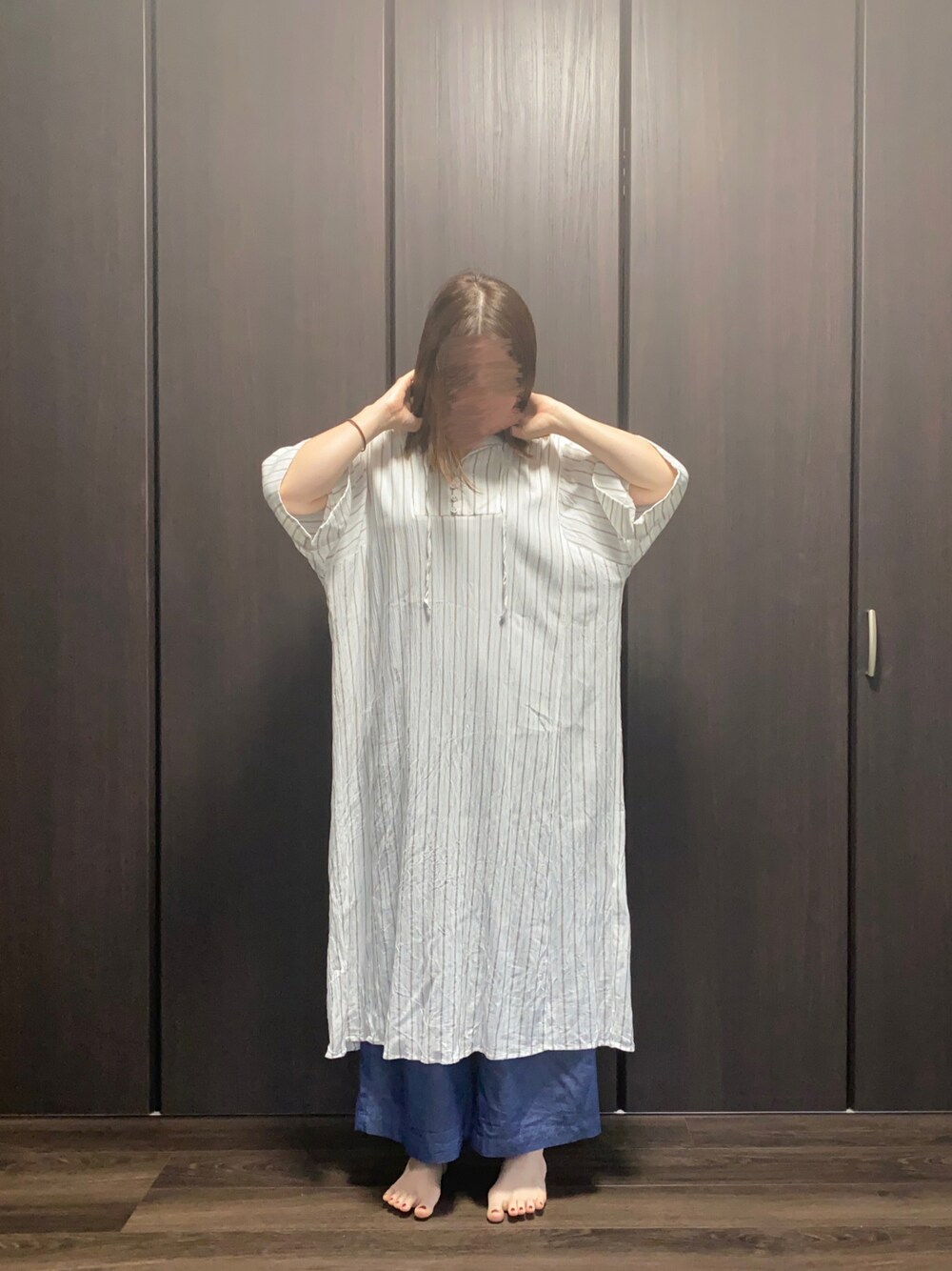 「ぽっちゃり、低身長、ラクチンコーデ、ゆるコーデ、休日スタイル、着回しコーデ、おうちファッション、カジュアルコーデ」｜「NANO universeのトゥルーコットン カフタンワンピース 五分袖（ワンピース、その他）」を使った、千日紅さん（レディース・156cm）の秋コーディネートの1枚目の写真