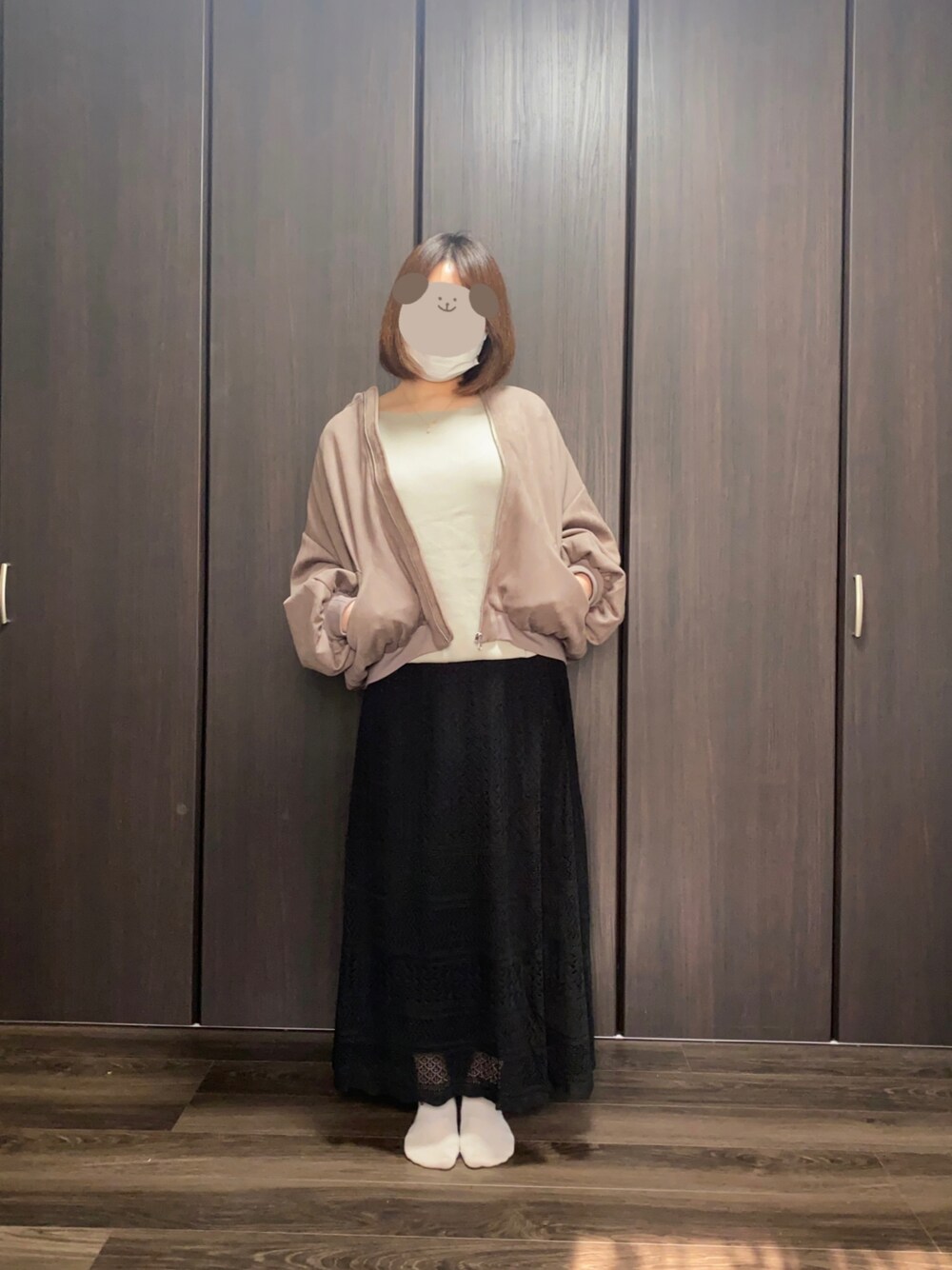「シンプルコーデ、ぽっちゃり、休日コーデ、大人カジュアル、低身長」｜「andmeのフェイクスエードボリューム袖ジップブルゾン ジャケット（ブルゾン、ブラウン系）」を使った、千日紅さん（レディース・156cm）の春コーディネートの1枚目の写真
