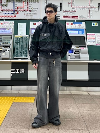 HELIOT EMILのナイロンジャケットを使った人気ファッション