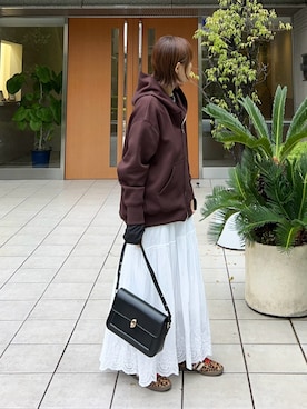 「Doux archives（ドゥアルシーヴ）の【新色追加/もちもちシリーズ】W ZIP ボンディングBIGパーカー（パーカー）」を使った、ＫＲさん（レディース・159cm）の秋コーディネート