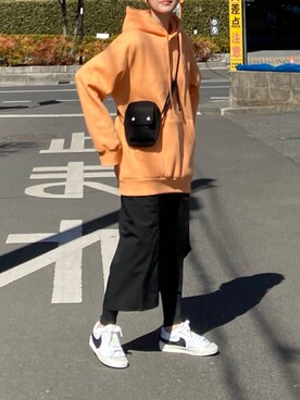 パーカー オレンジ 橙色系 コーディネート Zozotown