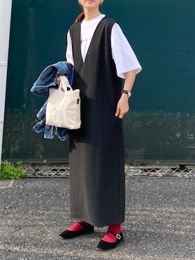 「カラーソックス」｜「アイテム（ジャンパースカート）」を使った、ＫＲさん（レディース・159cm）の春コーディネート