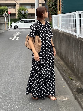 「CORNERS（コーナーズ）の【CORNERS by KR】ドローストリングシャツワンピース（シャツワンピース、ブラック系）」を使った、ＫＲさん（レディース・159cm）の夏コーディネート