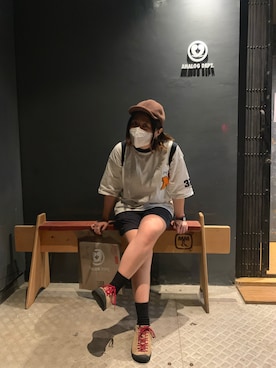 「initial（イニシャル）のアイテム（帽子）」を使った、Joan Leungさん（レディース・162cm）の秋コーディネート