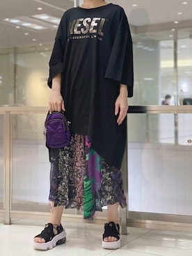 「DIESEL（ディーゼル）のアイテム（ワンピース）」を使った、KAXXHAさん（レディース・160cm）の夏コーディネート