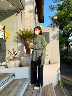 「ISAMU KATAYAMA BACKLASH（イサムカタヤマバックラッシュ）のアイテム（ニット/セーター）」を使った、53himiさん（レディース・161cm）の夏コーディネート