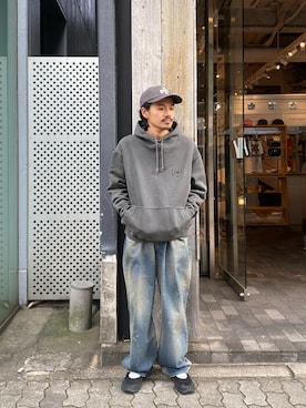 「アイテム（パーカー）」を使った、森本さん（メンズ・160cm）の秋コーディネート