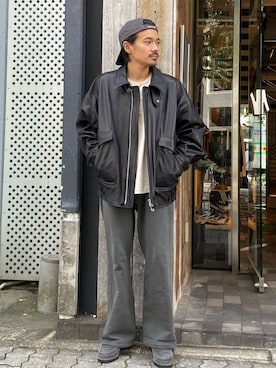 「アイテム（パンツ）」を使った、森本さん（メンズ・160cm）の秋コーディネート