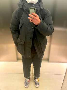 「WOOLRICH（ウールリッチ）のアイテム（ダウンジャケット/コート）」を使った、やぬ(相互)さん（メンズ・180cm）の冬コーディネート