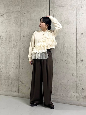 「KBF（ケイビーエフ）のフリルドッキングスウェット（スウェット）」を使った、わたさん（レディース・156cm）の冬コーディネート