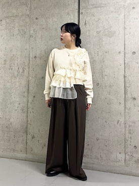 「KBF（ケイビーエフ）のフリルドッキングスウェット（スウェット）」を使った、わたさん（レディース・156cm）の冬コーディネート