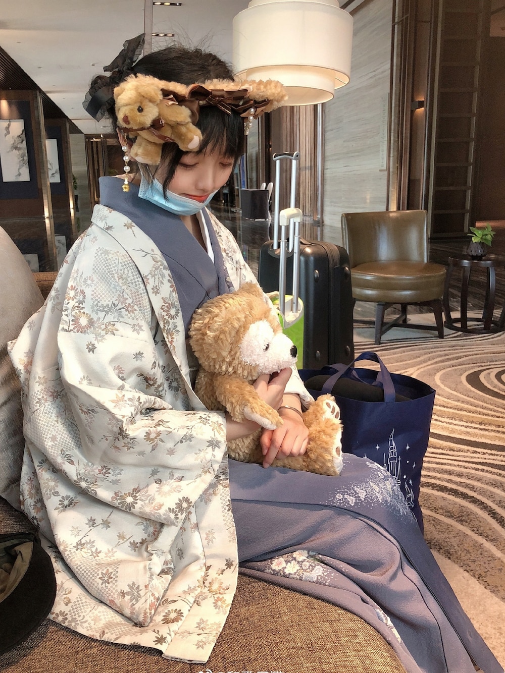 「kimono、着物、着物コーデ、着物女子、冬コーデ、冬、春コーデ、春、春アウター、可愛い、かわいい、遊園地、古着MIX」｜「VINTAGEのアイテム（その他アウター、ベージュ系）」を使った、Wakakoさん（レディース・158cm）の冬コーディネートの1枚目の写真