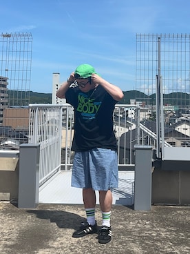 「BROKEN BASE（ブロークンベース）のアイテム（パンツ）」を使った、ＴａＫｕさん（メンズ・164cm）の夏コーディネート