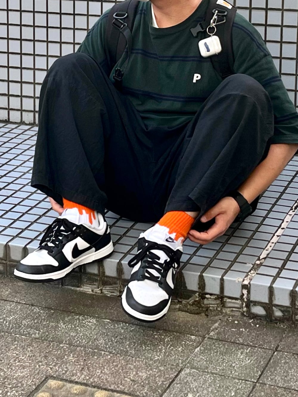 「夏コーデ、お洒落さんとつながりたい、ストリート、低身長、ボーダー、ワイドパンツ、NIKE、ダンク」｜「PerushuのレトロボーダーTシャツ（Tシャツ/カットソー、グリーン系）」を使った、ＴａＫｕ🥑さん（メンズ・164cm）の夏コーディネートの1枚目の写真