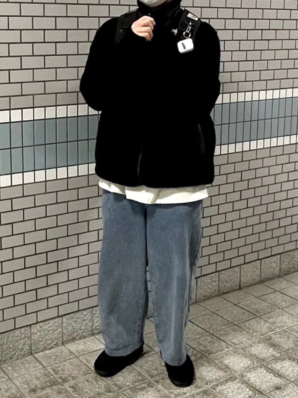 「fuv.のfuv - wide denim pants ワイドデニムパンツ　made in INTER FACTORY（デニムパンツ、ブルー系）」を使った、ＴａＫｕ🥑さん（メンズ・164cm）の冬コーディネートの1枚目の写真