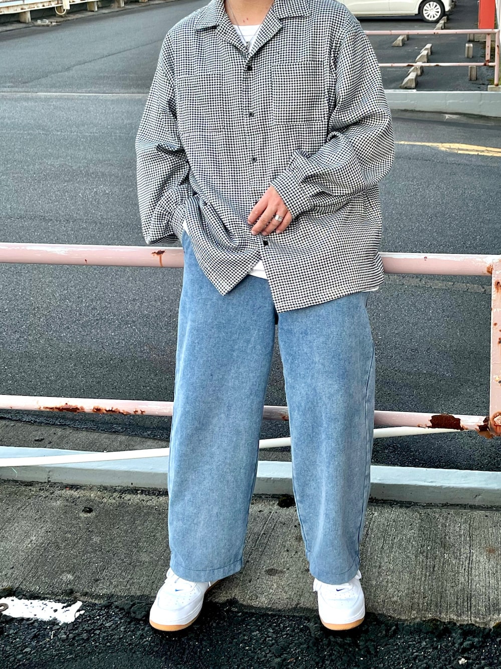「ストリート、低身長」｜「fuv.のfuv - wide denim pants ワイドデニムパンツ　made in INTER FACTORY（デニムパンツ、ブルー系）」を使った、ＴａＫｕ🥑さん（メンズ・164cm）の秋コーディネートの1枚目の写真