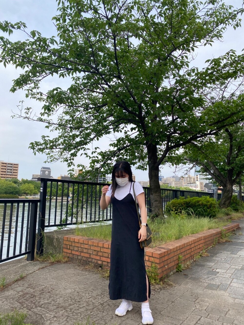 「低身長、お洒落さんとつながりたい、ootd、シンプル、春夏コーデ、夏コーデ」｜「NIKEのNIKE ナイキ エア リフト ブリーズ / NIKE AIR RIFT BREATHE 848386-100【SP】（スニーカー、ホワイト系）」を使った、N♡さん（レディース・158cm）の春コーディネートの1枚目の写真