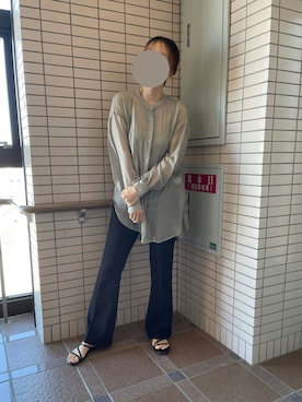 「アイテム（ビーチサンダル）」を使った、Maroさん（レディース・162cm）の秋コーディネート