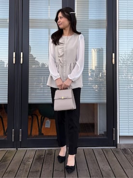 「couture brooch（クチュールブローチ）のアイテム」を使った、AOIさん（レディース・157cm）の冬コーディネート