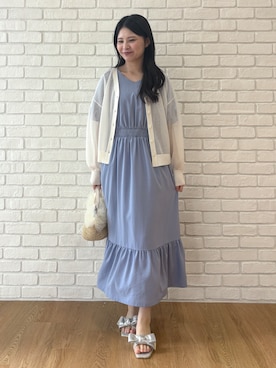 「couture brooch（クチュールブローチ）の【洗える】LEVITAダブルパール調釦カーディガン（カーディガン/ボレロ、ホワイト系）」を使った、AOIさん（レディース・157cm）の夏コーディネート