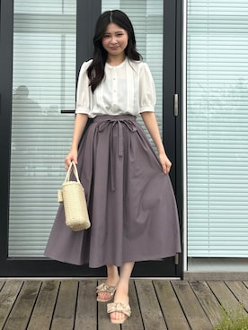 「couture brooch（クチュールブローチ）の【洗える】ピンタック ブラウス（シャツ/ブラウス、ホワイト系）」を使った、AOIさん（レディース・157cm）の夏コーディネート