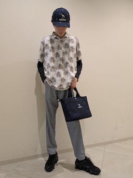 「adabat（アダバット）の吸水速乾/UVカット/エコ　メッシュヤシプリント半袖ポロシャツ（ポロシャツ、ホワイト系）」を使った、シンさん（メンズ・176cm）の春コーディネート