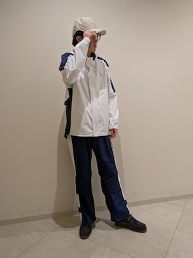 「adabat（アダバット）の【撥水】レインブルゾン（ブルゾン、ホワイト系）」を使った、シンさん（メンズ・176cm）の夏コーディネート