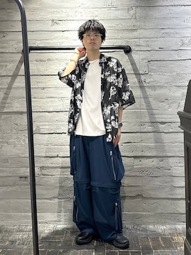「HARE（ハレ）のスミフラワージャガードシアーシャツ(HARE)（シャツ/ブラウス、ブラック系）」を使った、kztstyleさん（メンズ）の夏コーディネート