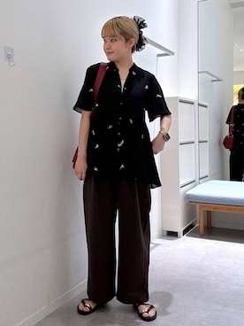 「GLOBAL WORK（グローバルワーク）のノンストレスリッチワイドパンツ/632962（その他パンツ、ブラウン系）」を使った、みずほさん（レディース・154cm）の夏コーディネート