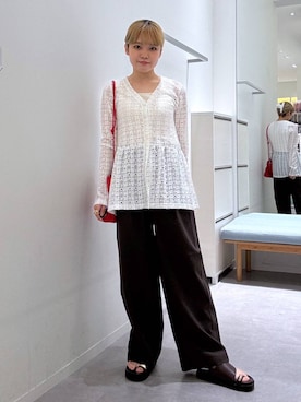 「GLOBAL WORK（グローバルワーク）のシャーリングレースペプラム/1046552（Tシャツ/カットソー、ホワイト系）」を使った、みずほさん（レディース・154cm）の夏コーディネート