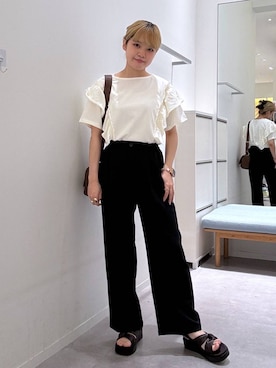 「GLOBAL WORK（グローバルワーク）のスッキリイージーパンツ/629832（その他パンツ、ブラック系）」を使った、みずほさん（レディース・154cm）の夏コーディネート
