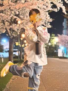 「off white（オフホワイト）のアイテム」を使った、3pinkkkさん（メンズ・168cm）の春コーディネート