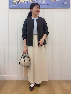 「Dessin（デッサン）の【撥水/洗える】ノーカラーブルゾン（ブルゾン、ブラック系）」を使った、Mayaさん（レディース・159cm）の春コーディネート