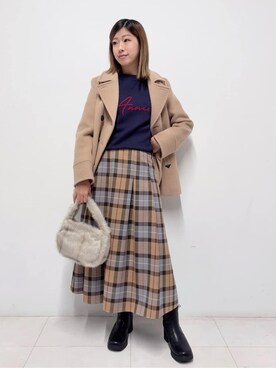 「アイテム（ピーコート、ベージュ系）」を使った、Nishijimaさん（レディース・156cm）の冬コーディネート
