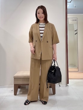 「アイテム（テーラードジャケット、イエロー系）」を使った、YUIさん（レディース・160cm）の夏コーディネート