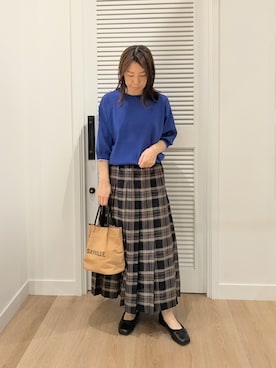 「アイテム（ニット/セーター、ブルー系）」を使った、enさん（レディース・158cm）の夏コーディネート