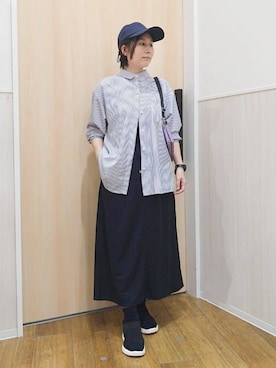 「SHOO・LA・RUE（シューラルー）の【ひんやり/UV/吸水速乾/洗濯後しわになりにくい】ラッシュガードにもなる ストライプ前開きシャツ（シャツ/ブラウス、ブルー系）」を使った、たぐちゃんさん（レディース・153cm）の夏コーディネート