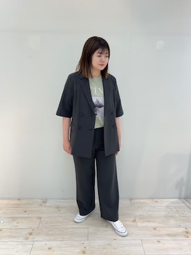「UNTITLED（アンタイトル）の【シワになりにくい/セットアップ可/接触冷感】ハーフスリーブジャケット（テーラードジャケット、ブラック系）」を使った、Mizuさん（レディース・164cm）の春コーディネート